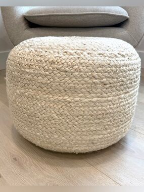 Natural Braided Pouf Ottoman - Gorgeous ❤️